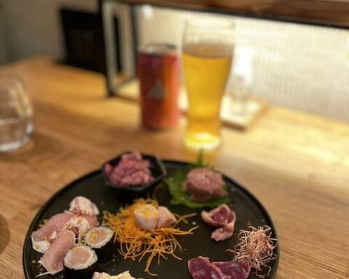 駅近の隠れ家鶏専門で鳥刺し【恵比寿/焼き鳥/居酒屋】